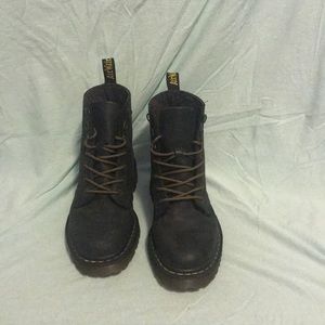 Dr. Marten’s Orginal Black Matte Lace Up Boots